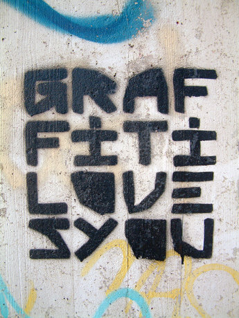 graffiti loves you