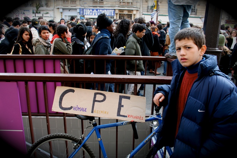 Dans la foule