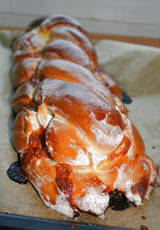 caramel almond and date braid, front view