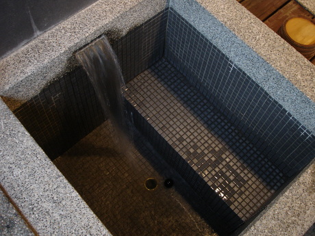 冷水池