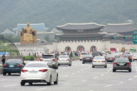 Gate to Gyeongbokgung