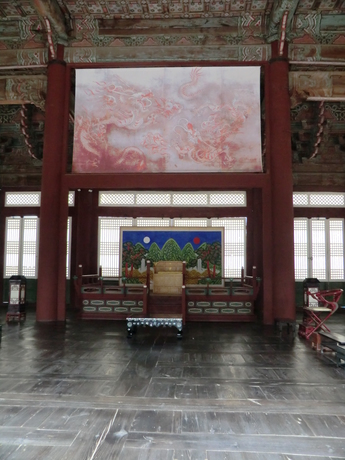 Inside one of the halls at Gyeongbokgung