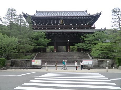 Gate to Chion-in