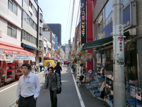 Smaller street in Akihabara