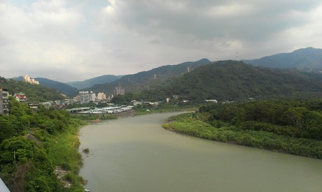 Upstream of the Xindian waterfront