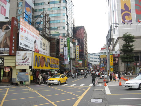 The street in front of Taoyuan train station