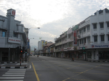 A more modern street in Ipoh