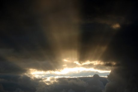 Solen bryder igennem efter en tung regnbyge i Ringkøbing
