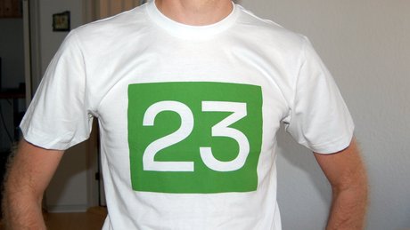 T-shirt fra det danske firma 23. T-shirt fra det danske firma 23.