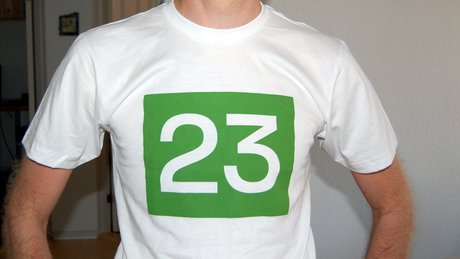 T-shirt fra det danske firma 23.