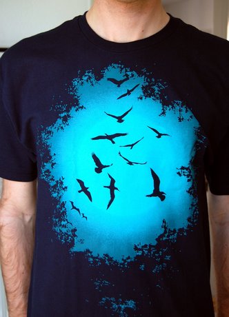 En t-shirt fra Tee Fury - købt via Hipstery.com